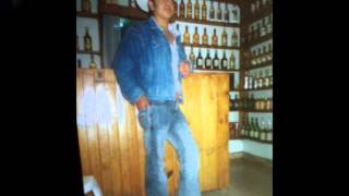 Larry hernandez el perico y la plebada