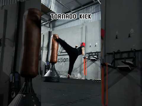 Tornado kick #shortsvideo #training #shots #tutorial #shortvideo #india #russia #mma #usa #indonesia