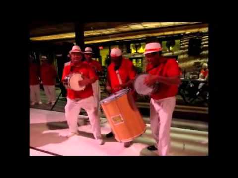 Velha Guarda do GRES X9 II Tremendão mes 07 2015 Pred Regyninha