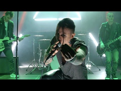 KaeN feat. Michał Grobelny, Tomek Torres - Szepty