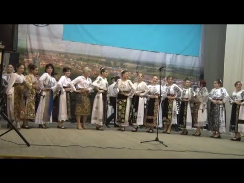 Grupul vocal ,,Fetele de la Costei,, la programul de Sfintele Pasti 2016