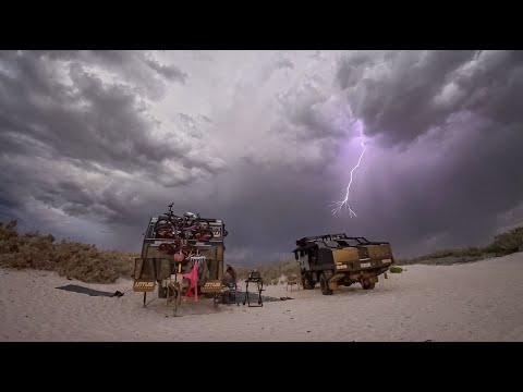 The ULTIMATE Off Grid Beach Camp - 4X4 & Fishing ADVENTURE! 14 Mile Beach
