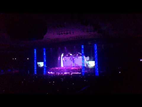 Concordia Discors / Massimo - Iz jednog pogleda (live @Dom sportova 14.2.2014.)