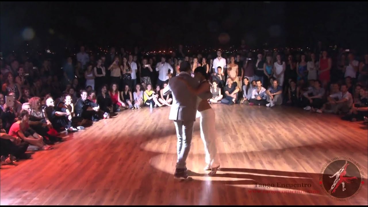 Bruno Tombari - Mariangales Caamano