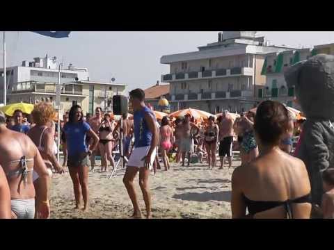 bellaria igea marina animazione in spiaggia luglio 2013