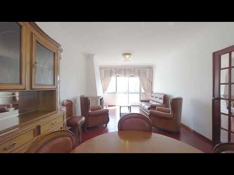 APARTAMENTO T2 COM VARANDA, BOX E ARRECADAÇÃO EM SÃO PEDRO DO ESTORIL