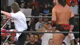 Scott Hall - Outsiders Edge on WCW referee (HQ)