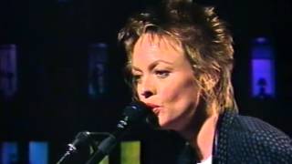 Laurie Anderson - Ramon + interview [1990]