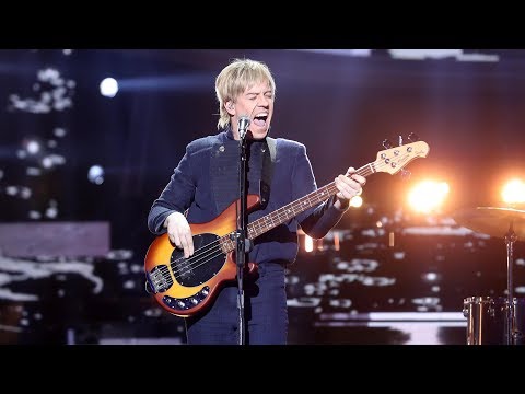 Roi Méndez imita a The Police en 'Walking on the moon' - Tu Cara Me Suena