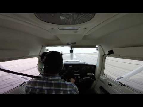 Cessna 152 Landing .....KRVS Tulsa Ok