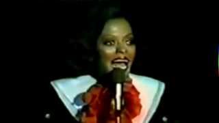 #nowwatching Diana Ross LIVE - Corner of the Sky