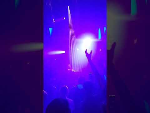 DRS & dj Estasia (DRS vs. Deadly Guns - Deathrow)