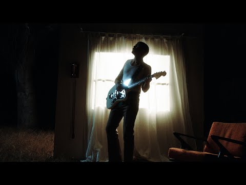 COLYER - WEIRD WORLD (Music Video)