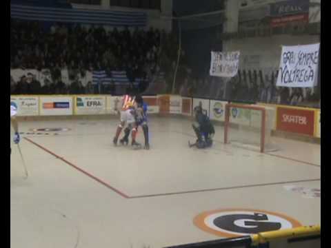 Hoquei Patins. Gran gol de Jordi Adroher (1-1). CP Voltregà-1 CP Vic-2 (31/01/09)
