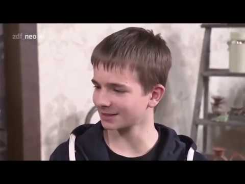 Bares für Rares: 14-Jähriger ZERSTÖRT die HÄNDLER! - Schuco Tankstation