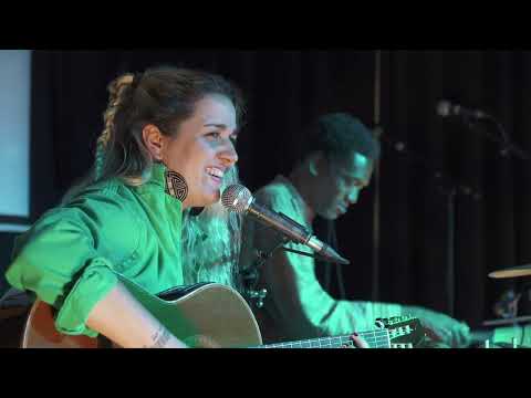 Inês Loubet - "Sab Sabim" (Live at Post Bar)