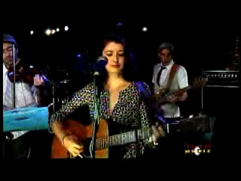 Clare & The Reasons - Rodi - Live on Fearless Music