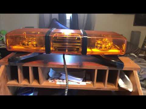 Federal Signal Navigator mini lightbar (SLR rotators)