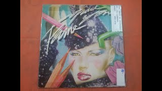 GRACE JONES.&#39;&#39;FAME.&#39;&#39;.(ALL ON A SUMMERS NIGHT.)(12&#39;&#39; LP.)(1978.)