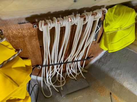 3 Holders for 18 Utility Lines.