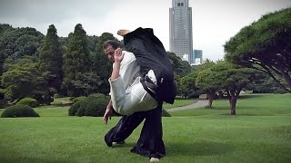 preview picture of video 'Aikido - Guillaume Erard 4th Dan Aikikai in Shinjuku Gyoen (July 2013)'