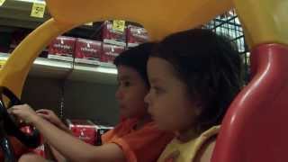 preview picture of video 'Little Kids Driving Car at a Supermarket'