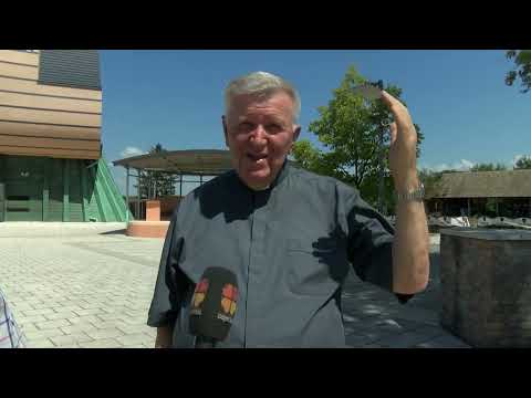 KARTE NA STOL 17.08.2022. Antun Markić, aljmaški župnik nakon 53 godine rada ide u mirovinu.