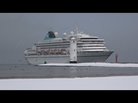 Winter Cruise MS Amera | First call at Swinoujscie and drive through the Kaiser Canal to Stettin
