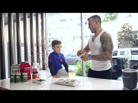 Moodi's Breakfast Smoothie - Minutes with Moodi