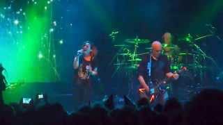 Devin Townsend & Anneke van Giersbergen - Fallout (live @ Effenaar Eindhoven 27.03.2015) 1/9