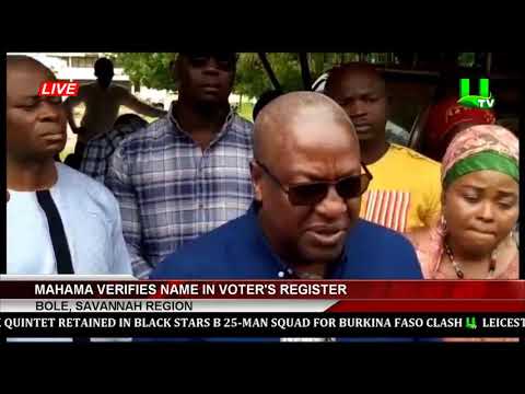 John Dramani verifies name in Voter’s register