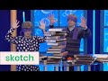 Bert en Joke kunnen alles vinden in de encyclopedie | Quizz | Het Klokhuis