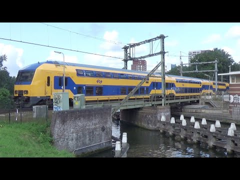 Trains Between Leiden And Alphen Aan Den Rijn (The Netherlands), Canal Bridge Leiden Opening