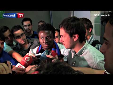 Martins llega a Valencia y vive sus primeras horas como levantinista