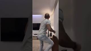 Virgule là-bas 👉