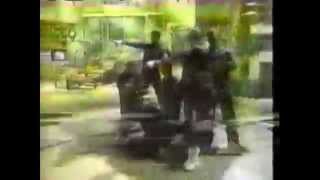 Junior Boys - "Banana Ripple" (The Field Remix)