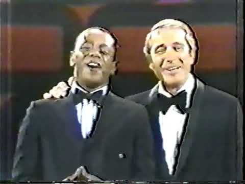 Perry Como and Flip Wilson - Perry Como Golden Records Medley