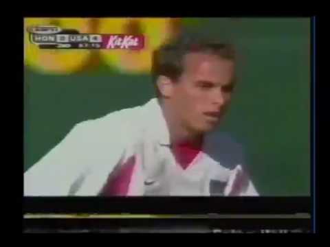 Landon Donovan (EUA) - 02/03/2002 - EUA 4x0 Honduras - 2 gols