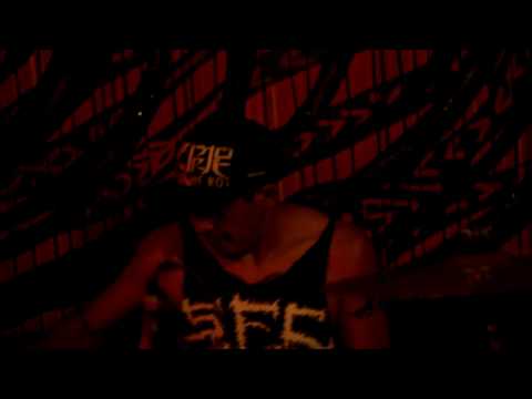 X.X.X.X. - Extractos de improvisación ruidosa en "Nuestra Postura, Ruptura"