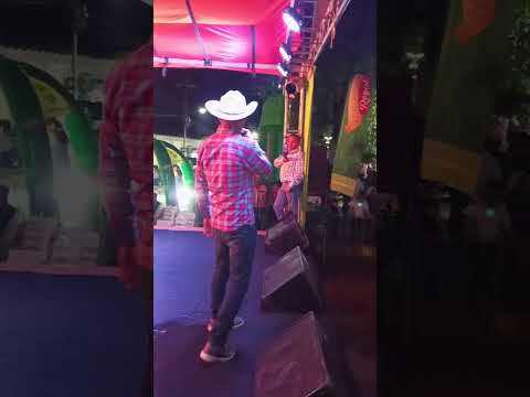 Loco Enamorado en vivo, ferias de santa maría de ipire estado Guárico.