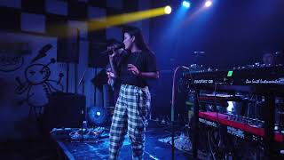 Dangerous - Glades (Live in Singapore)