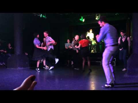 Bluesway 2014 - Lindy Hop JnJ. Amateur. Finals - Part1. All Skate