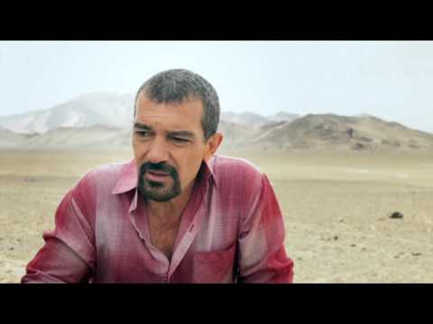 The 33: Antonio Banderas "Mario Sepúlveda" Behind the Scenes Movie Interview | ScreenSlam