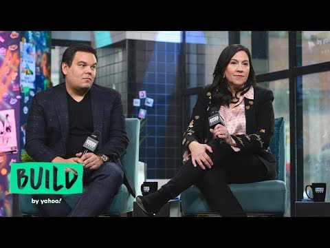 Award-Winning Songwriters Kristen Anderson-Lopez & Robert Lopez Chat About Disney's "Frozen 2"