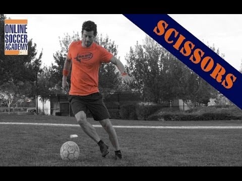 Mastering the Soccer Scissors! *7 Key Points* by Online Soccer Academy thumbnail