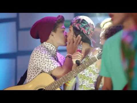 Paulo beija Alicia -(Paulicia) Carrossel o filme 2