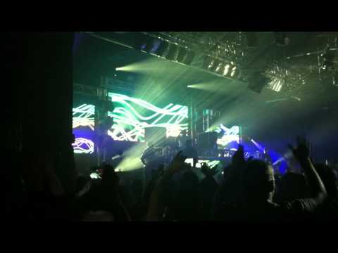 Armin van Buuren playing Coldplay @ Freedom Toronto