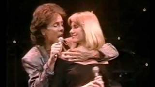 Olivia Newton-John &amp; Cliff Richard - Suddenly (live in Australia 1988)