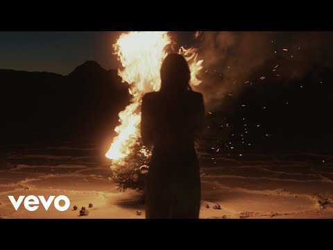 Ellee Duke - It's Not Christmas (Official Music Video)