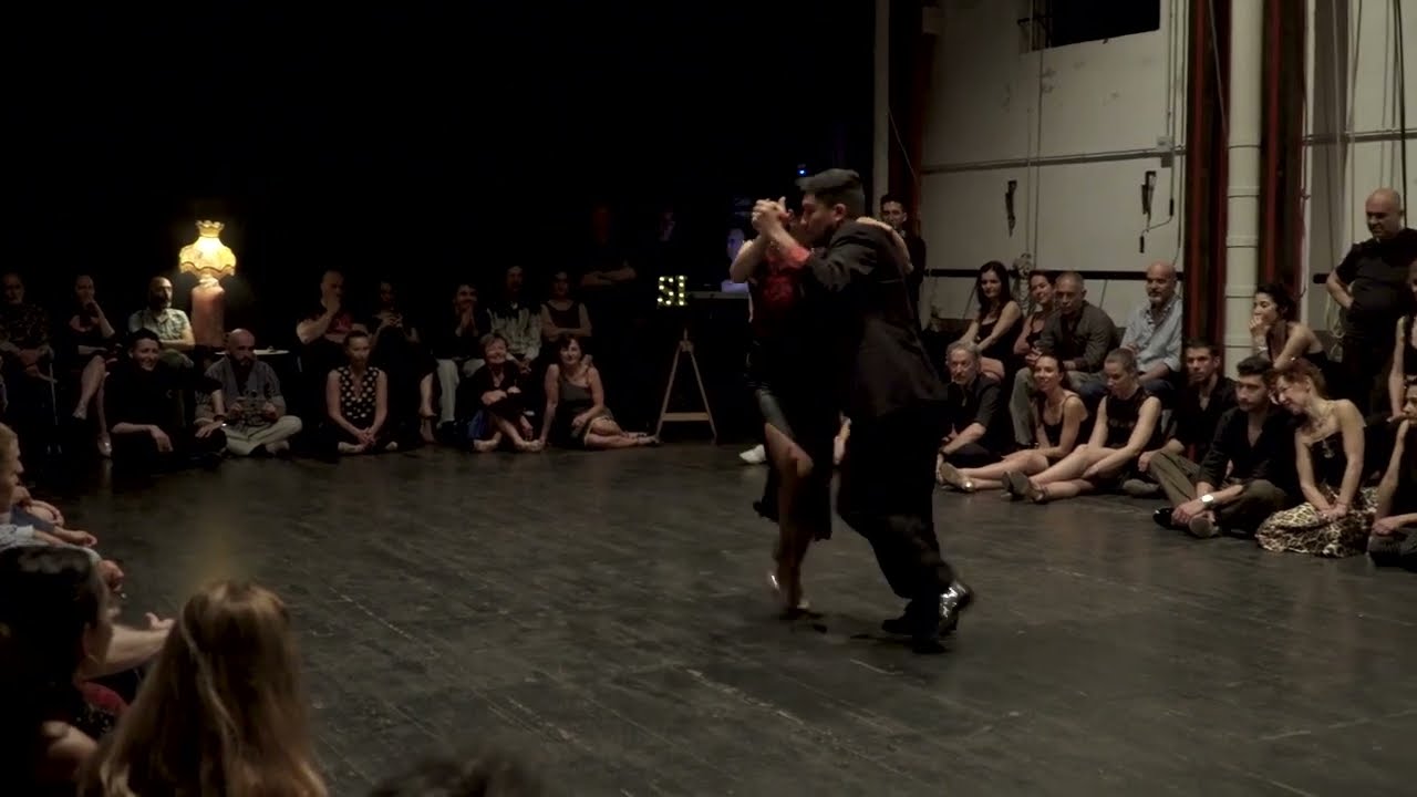 Video thumbnail for Corina Herrera y Octavio Fernandez Milonga Si - tango club - Bologna